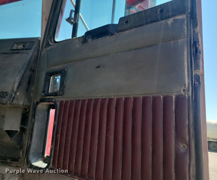 image for item OD9707 1996 Kenworth  dump truck