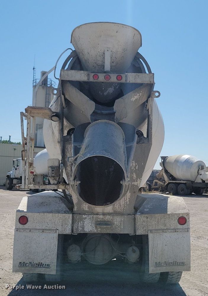 image for item OD9708 1982 Ford  8000 ready mix truck