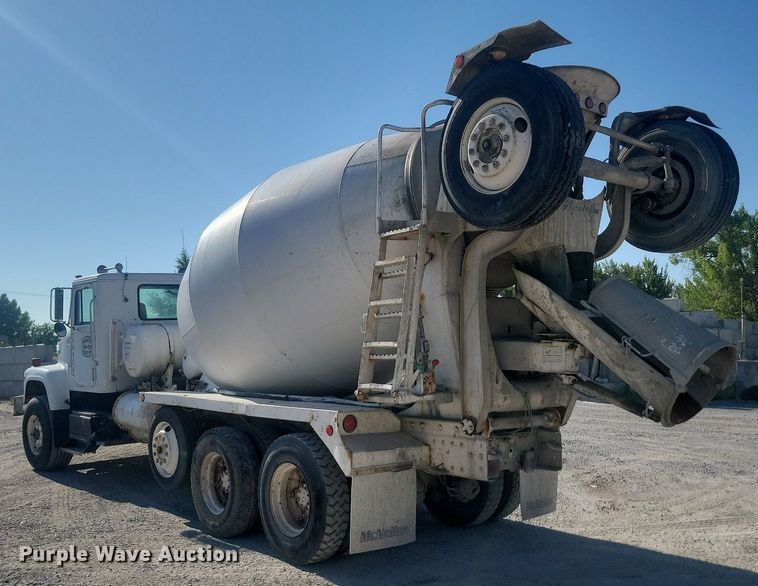 image for item OD9713 1989 International  Paystar 5000 ready mix truck