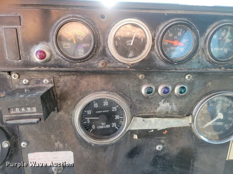 image for item OD9713 1989 International  Paystar 5000 ready mix truck