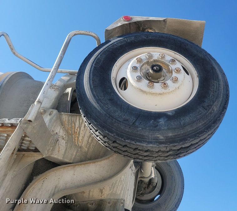 image for item OD9713 1989 International  Paystar 5000 ready mix truck