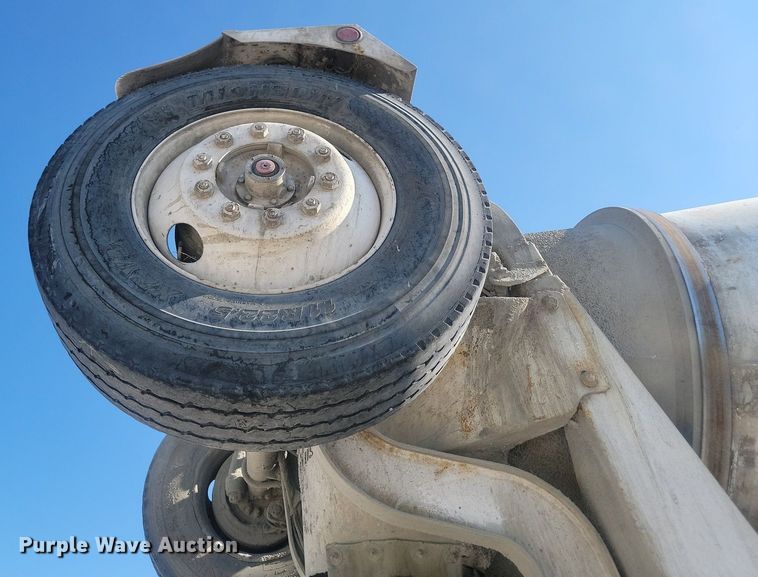 image for item OD9713 1989 International  Paystar 5000 ready mix truck