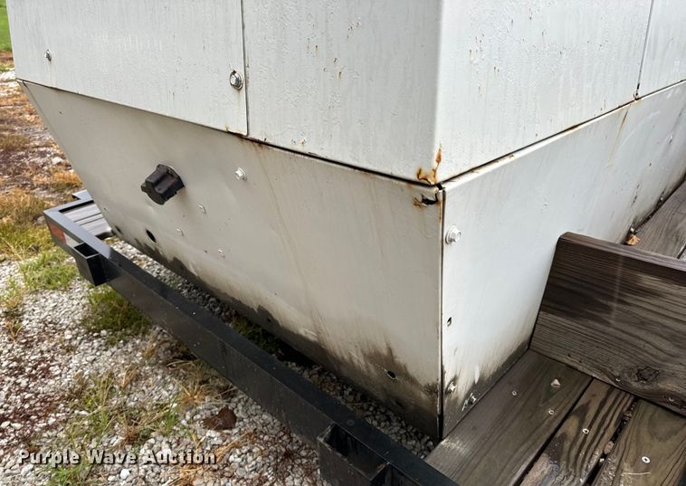 image for item OF9952 Sullair 375H air compressor