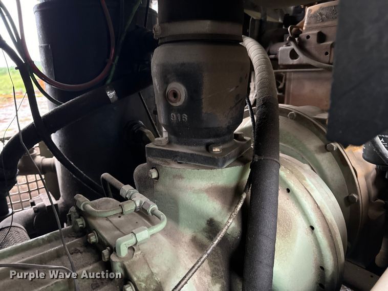 image for item OF9952 Sullair 375H air compressor