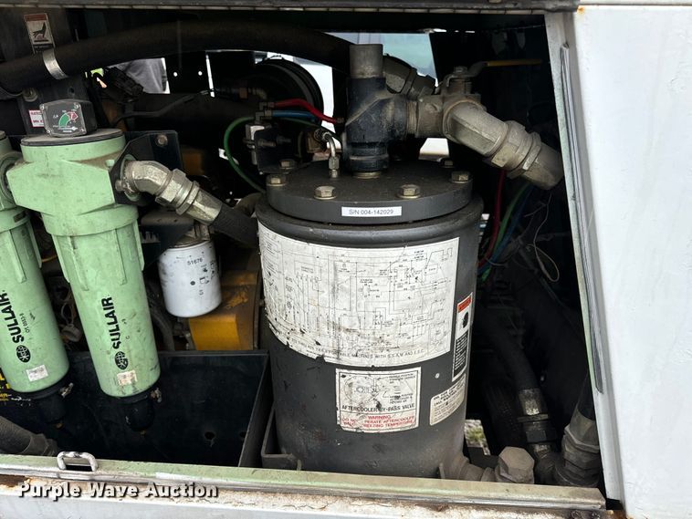 image for item OF9952 Sullair 375H air compressor