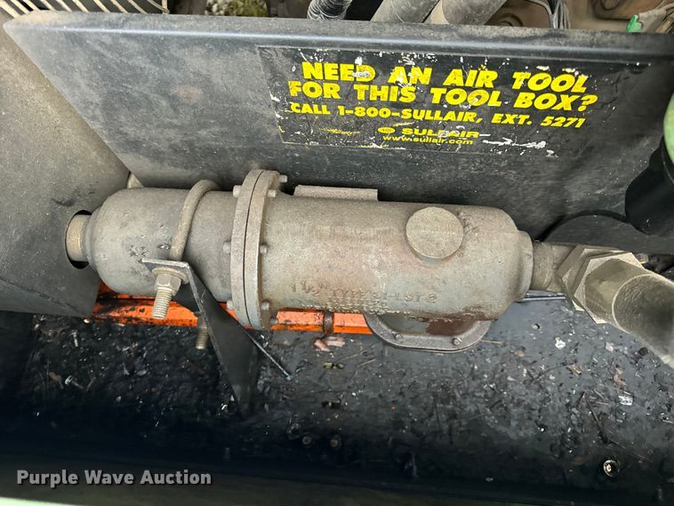 image for item OF9952 Sullair 375H air compressor