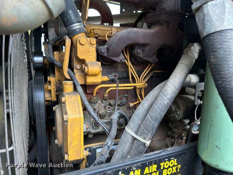 image for item OF9952 Sullair 375H air compressor