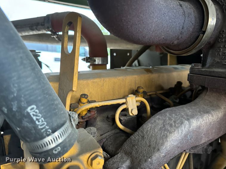 image for item OF9952 Sullair 375H air compressor