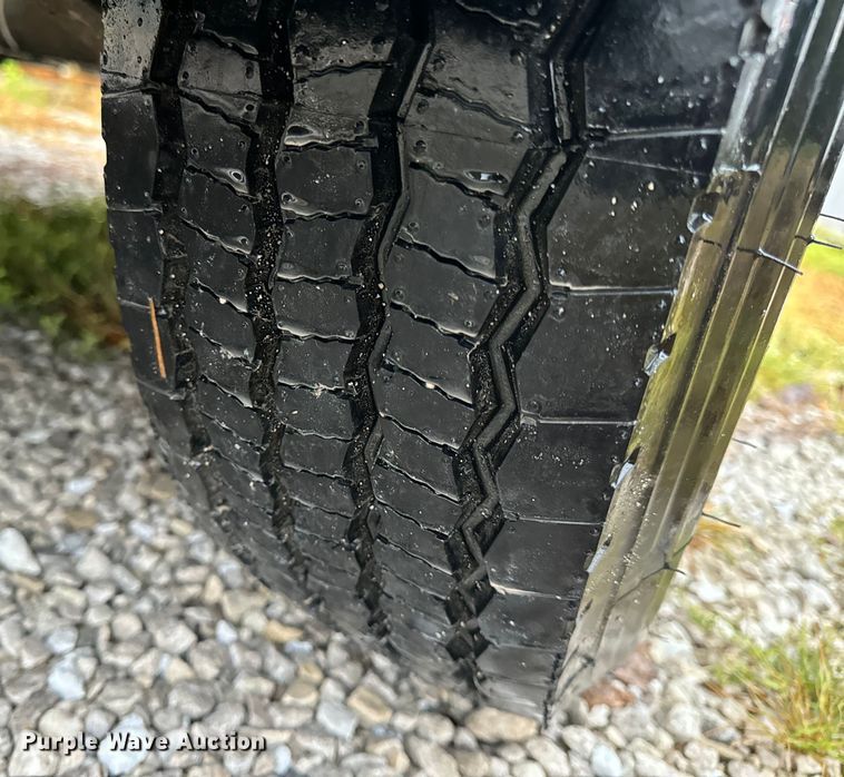 image for item OF9952 Sullair 375H air compressor