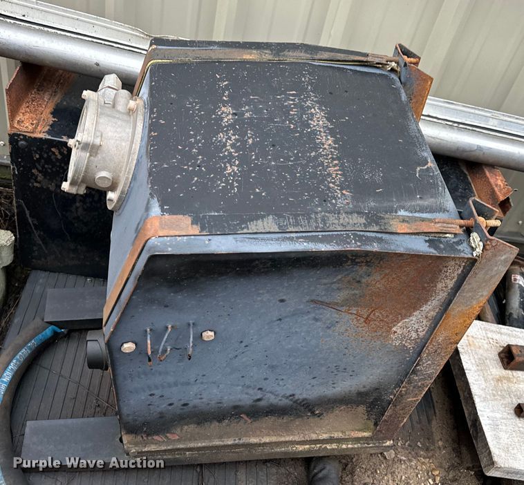 image for item OF9965 2008 Palfinger PK12000 knuckle boom crane