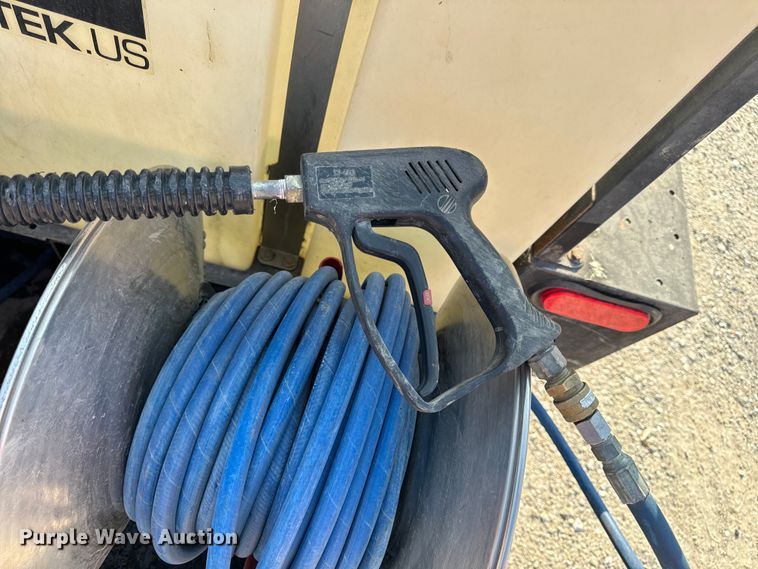 image for item OF9970 Hydro Tek SCU35009VAF pressure washer trailer