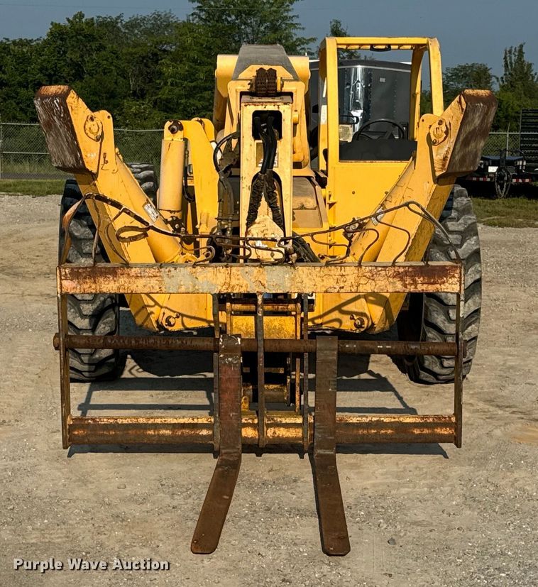 image for item OF9971 2006 Pettibone 8044 telehandler