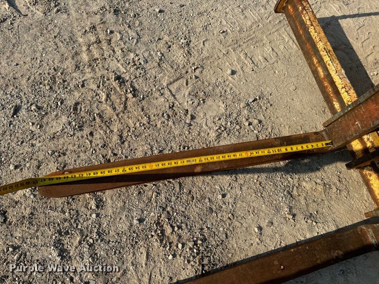 image for item OF9971 2006 Pettibone 8044 telehandler