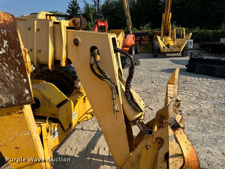 image for item OF9971 2006 Pettibone 8044 telehandler