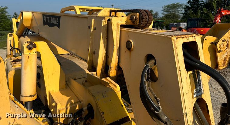 image for item OF9971 2006 Pettibone 8044 telehandler