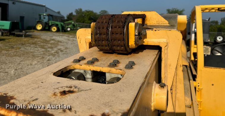 image for item OF9971 2006 Pettibone 8044 telehandler