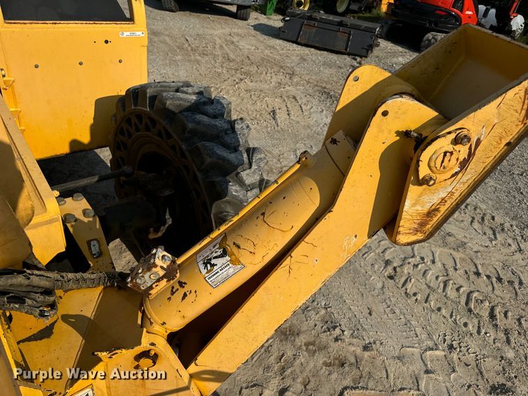 image for item OF9971 2006 Pettibone 8044 telehandler