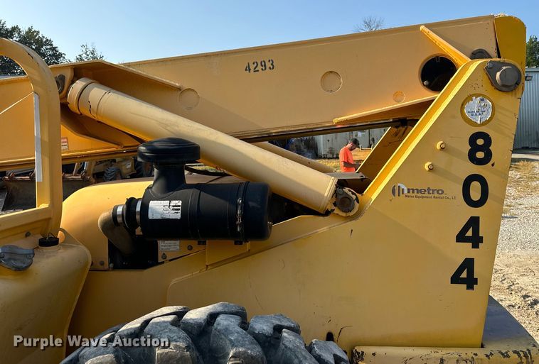 image for item OF9971 2006 Pettibone 8044 telehandler