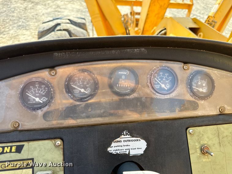 image for item OF9971 2006 Pettibone 8044 telehandler