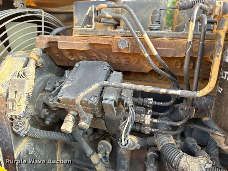 image for item OF9971 2006 Pettibone 8044 telehandler