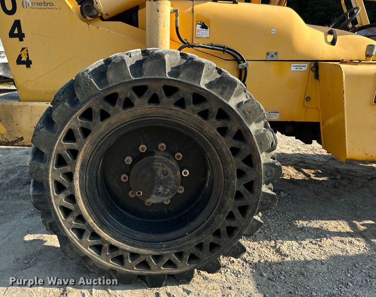 image for item OF9971 2006 Pettibone 8044 telehandler