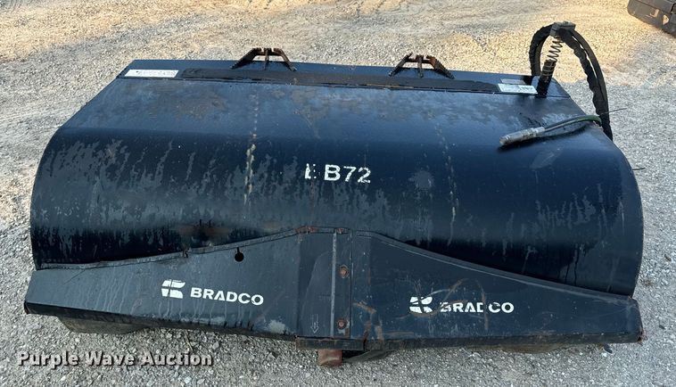 image for item OF9983 Bradco BB72 skid steer sweeper