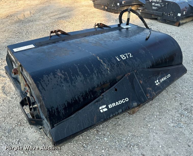 image for item OF9983 Bradco BB72 skid steer sweeper