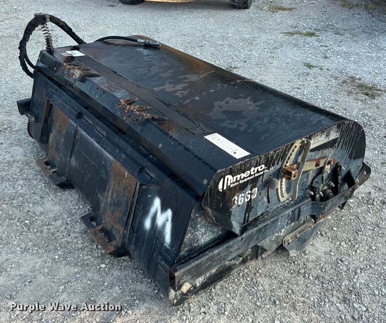 image for item OF9983 Bradco BB72 skid steer sweeper