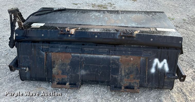 image for item OF9983 Bradco BB72 skid steer sweeper