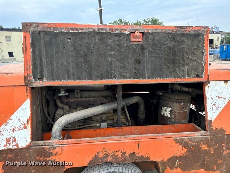 image for item OF9990 Sullivan D185QV air compressor