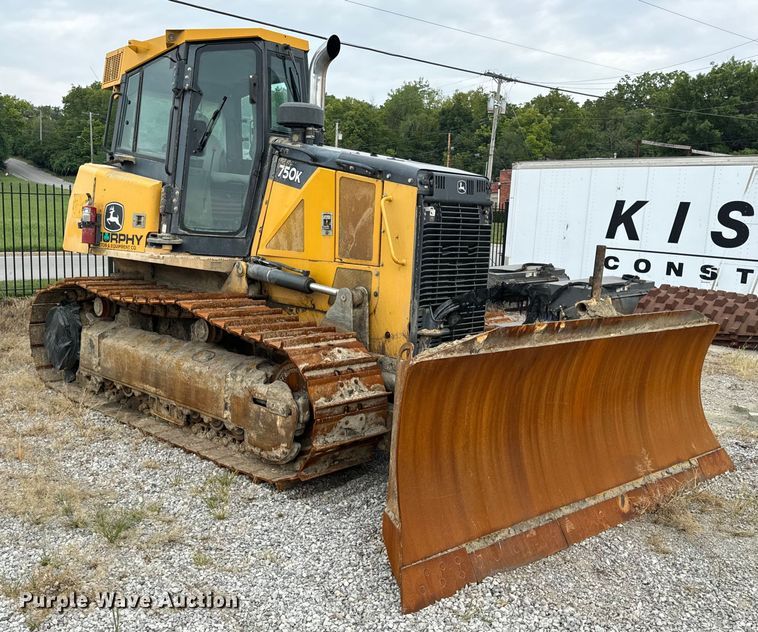 image for item OF9991 2015 John Deere 750K dozer