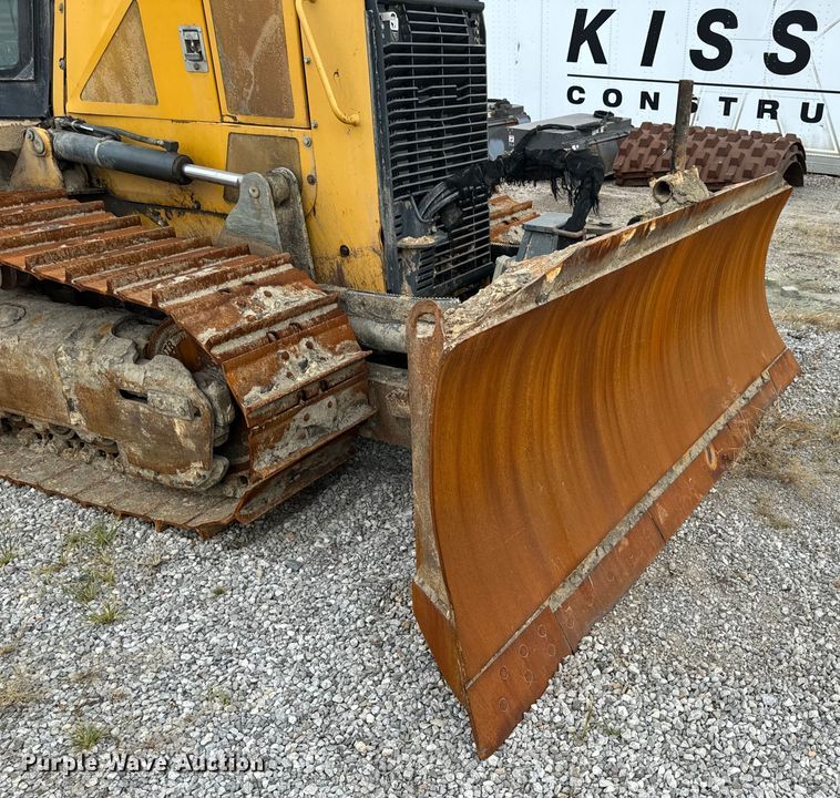 image for item OF9991 2015 John Deere 750K dozer