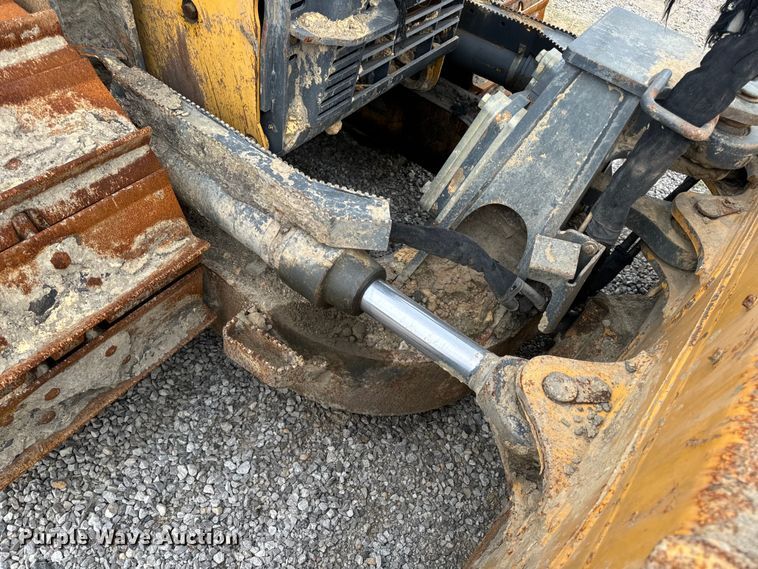 image for item OF9991 2015 John Deere 750K dozer