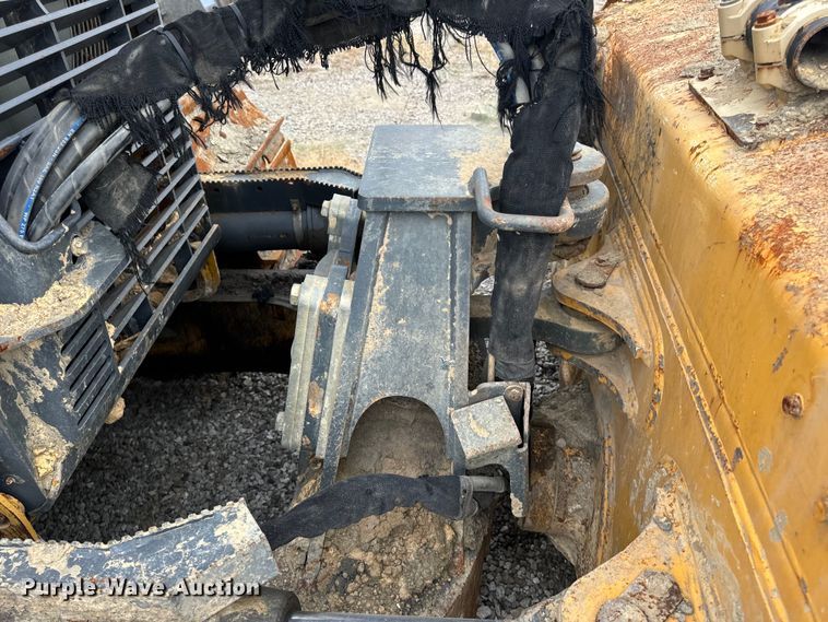 image for item OF9991 2015 John Deere 750K dozer