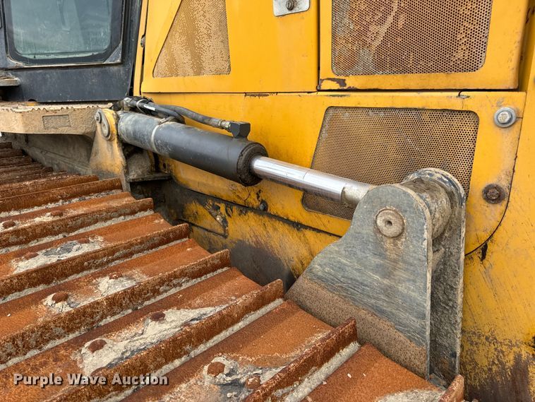 image for item OF9991 2015 John Deere 750K dozer