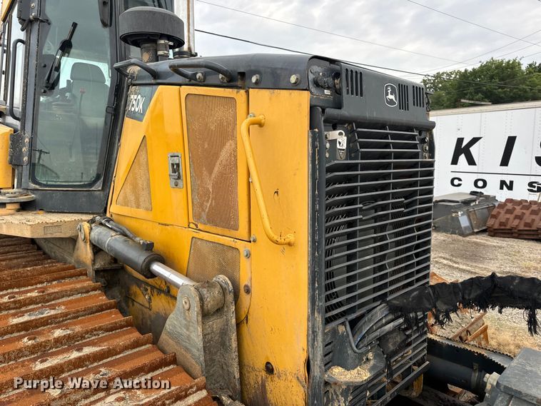 image for item OF9991 2015 John Deere 750K dozer