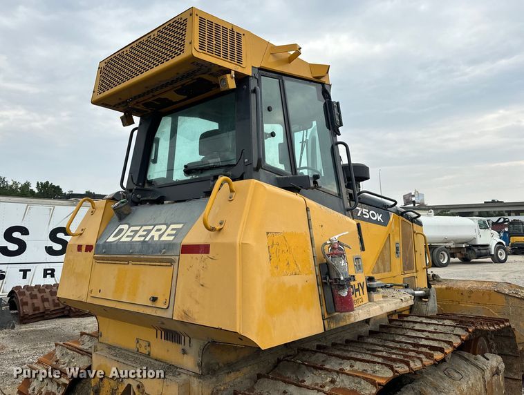 image for item OF9991 2015 John Deere 750K dozer