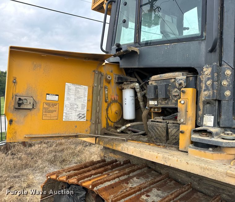 image for item OF9991 2015 John Deere 750K dozer