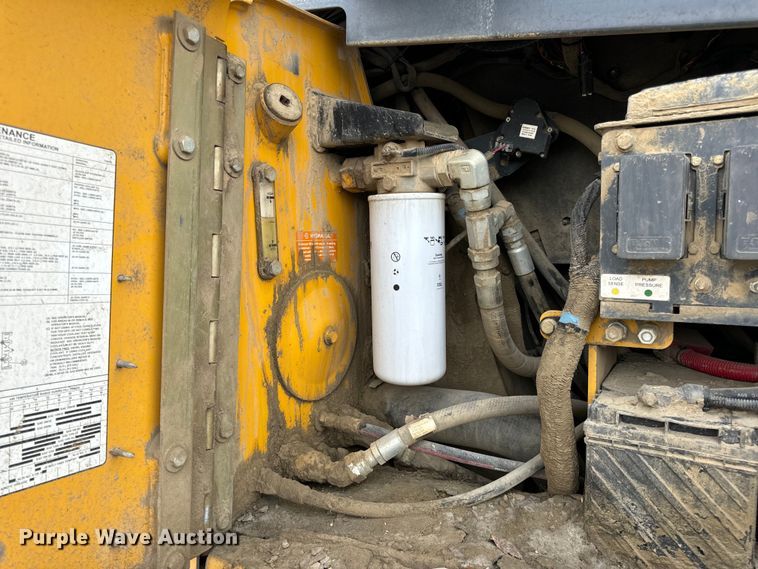 image for item OF9991 2015 John Deere 750K dozer