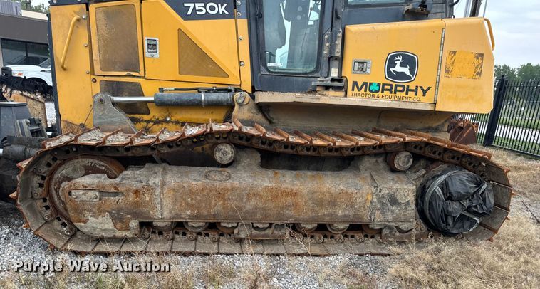 image for item OF9991 2015 John Deere 750K dozer