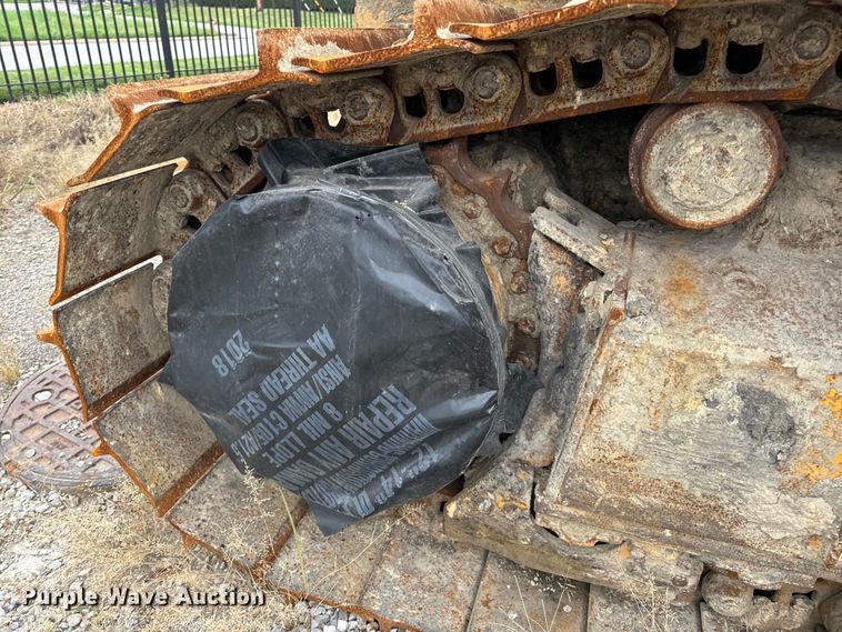 image for item OF9991 2015 John Deere 750K dozer