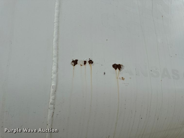 image for item OF9992 1999 International 8100 water truck