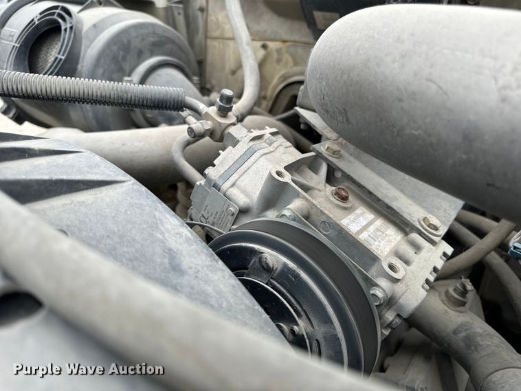 image for item OF9992 1999 International 8100 water truck