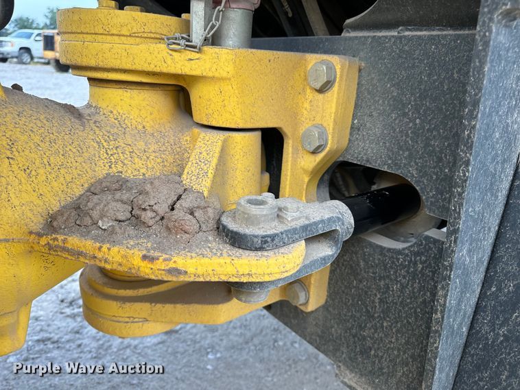 image for item OF9993 2017 Bomag BW211DH-5 single drum vibratory roller