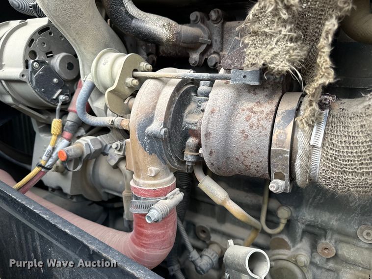 image for item OF9993 2017 Bomag BW211DH-5 single drum vibratory roller