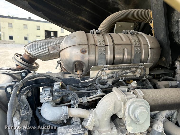 image for item OF9993 2017 Bomag BW211DH-5 single drum vibratory roller