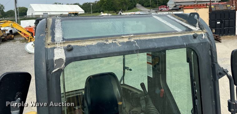 image for item OF9995 2012 Komatsu  PC55MR-3 mini excavator