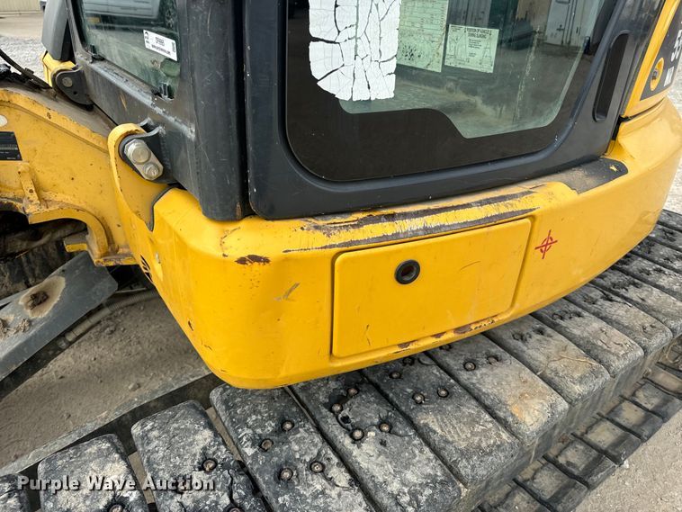 image for item OF9995 2012 Komatsu  PC55MR-3 mini excavator