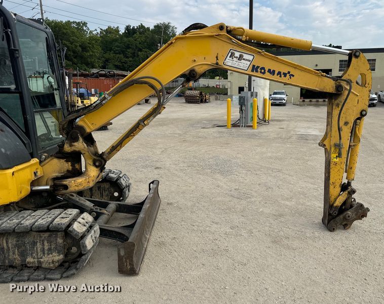 image for item OF9995 2012 Komatsu  PC55MR-3 mini excavator