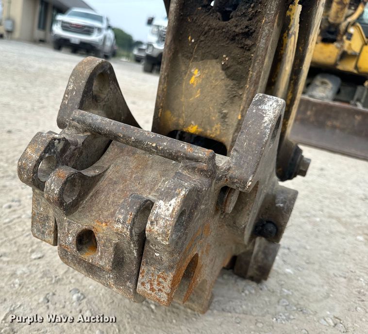 image for item OF9995 2012 Komatsu  PC55MR-3 mini excavator